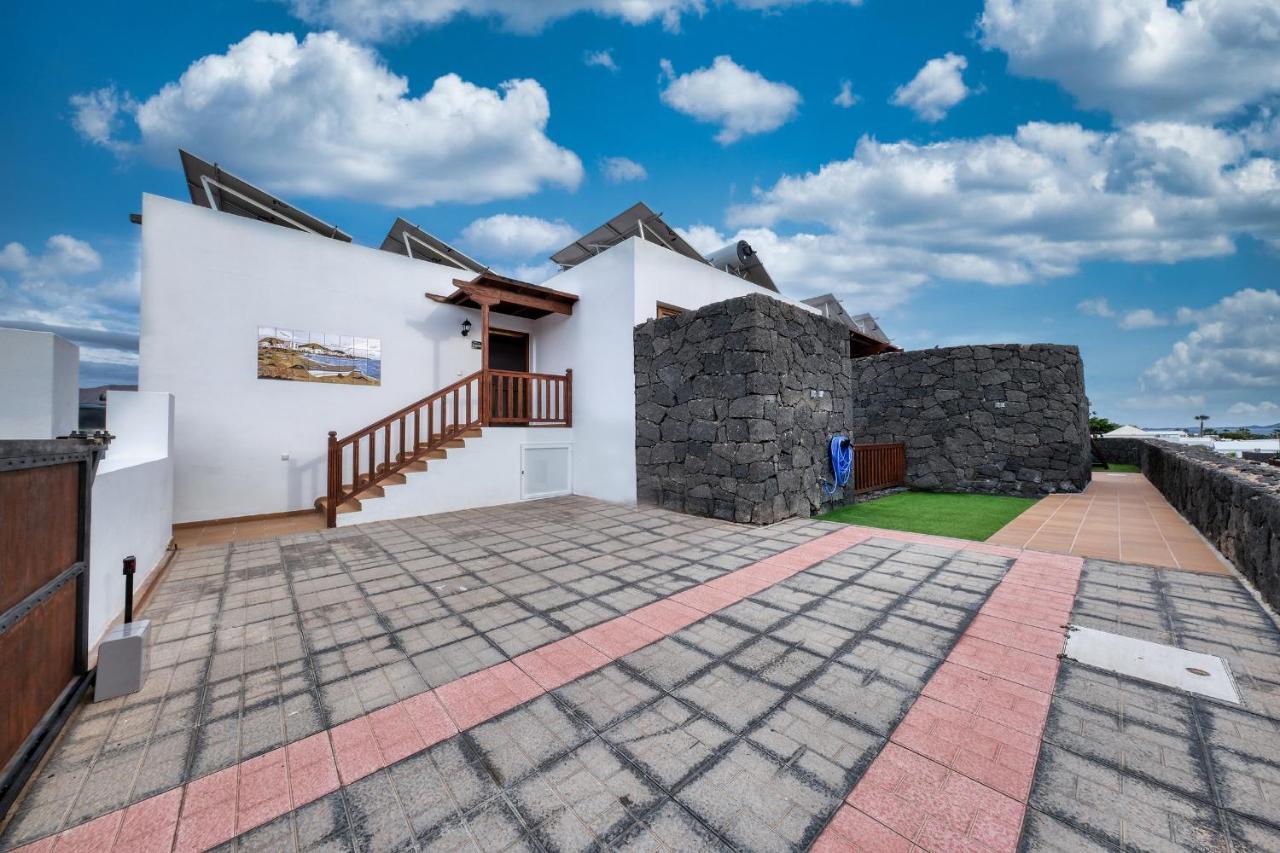 Villa Flavia-Private Pool, Jacuzzi, Sea Views Playa Blanca (Lanzarote) Exterior foto