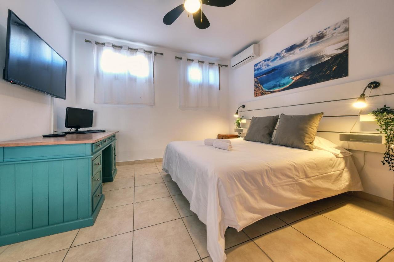 Villa Flavia-Private Pool, Jacuzzi, Sea Views Playa Blanca (Lanzarote) Exterior foto